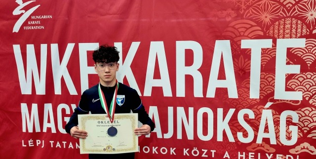 Pnzes Tams (SZAC KSE edz), Dodok Mt - WKF Magyar Bajnok s Putnik Gorn - WKF Magyar Bajnoki ezst- s bronzrmes